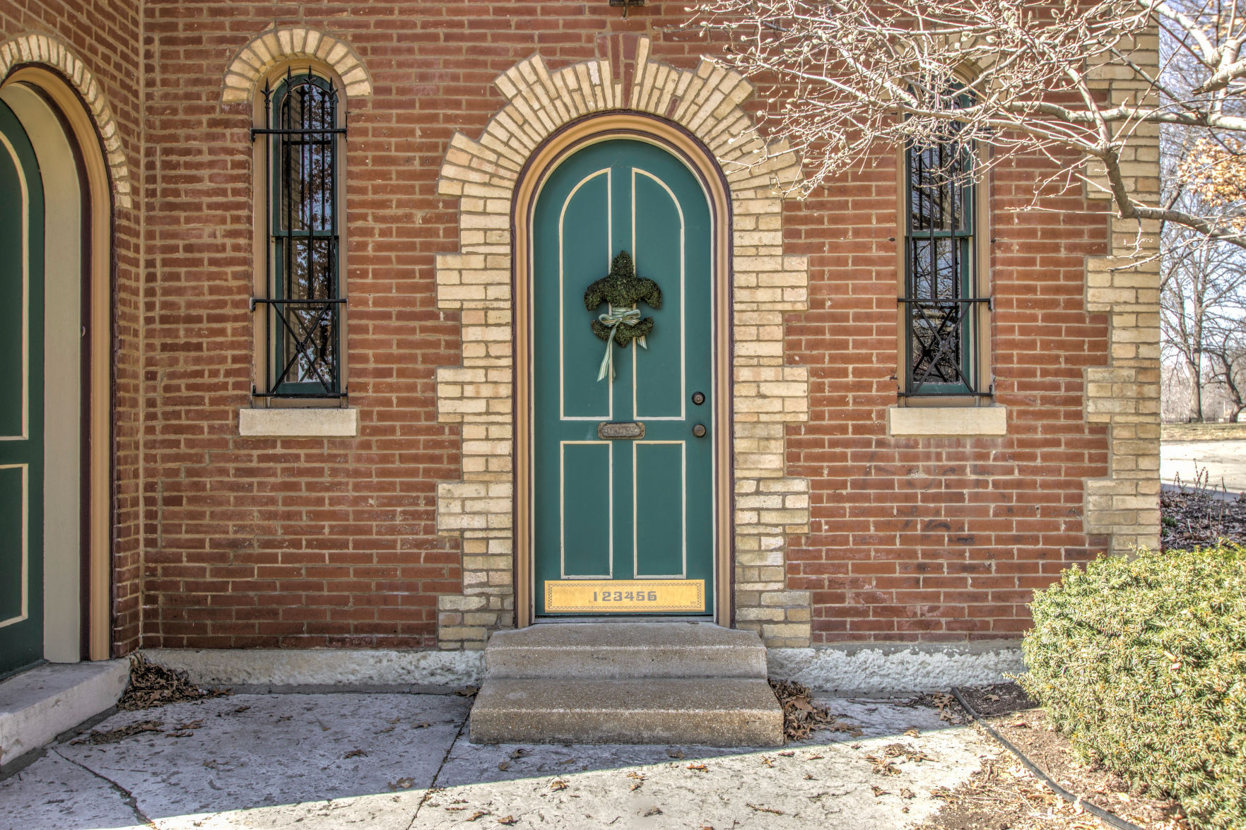 Deck the Door_43.jpg